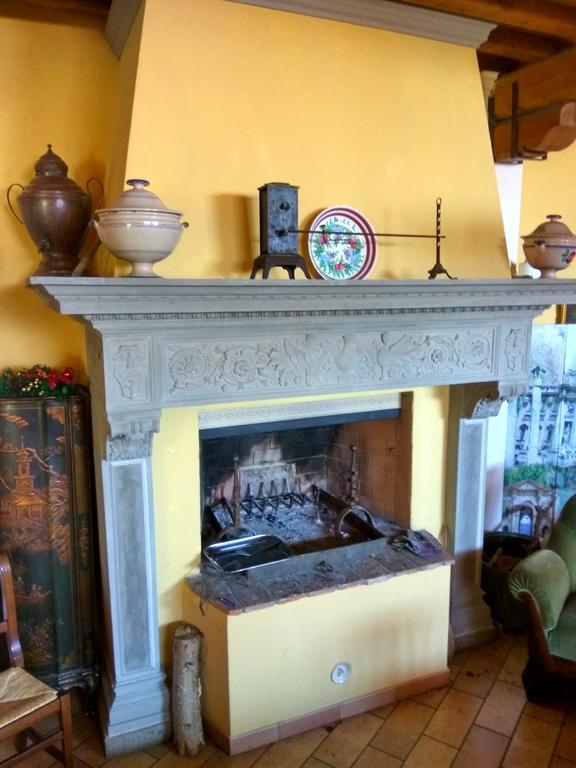 Residence Il Colle Collestrada Екстериор снимка