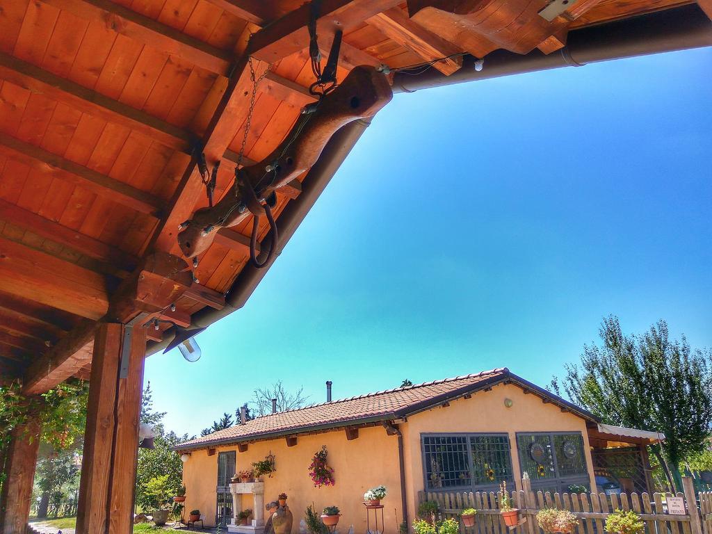 Residence Il Colle Collestrada Екстериор снимка