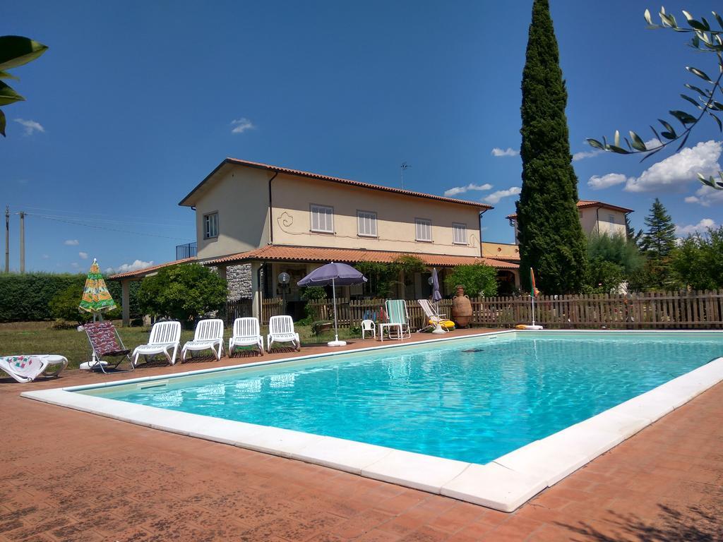 Residence Il Colle Collestrada Екстериор снимка